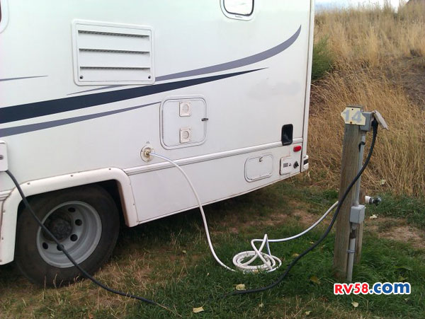 房車初級(jí)愛好者第一次進(jìn)入露營(yíng)地該做什么