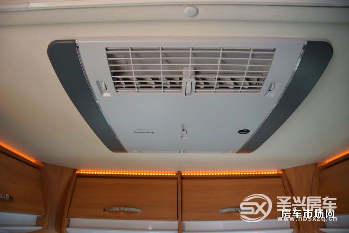 國六標準皮卡房車將上市，內部兩張大床，四驅可選自動擋