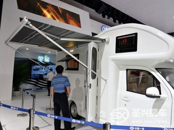 房車夢(mèng)不再遙遠(yuǎn) 實(shí)拍解放T80旅居車