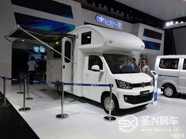 房車夢(mèng)不再遙遠(yuǎn) 實(shí)拍解放T80旅居車