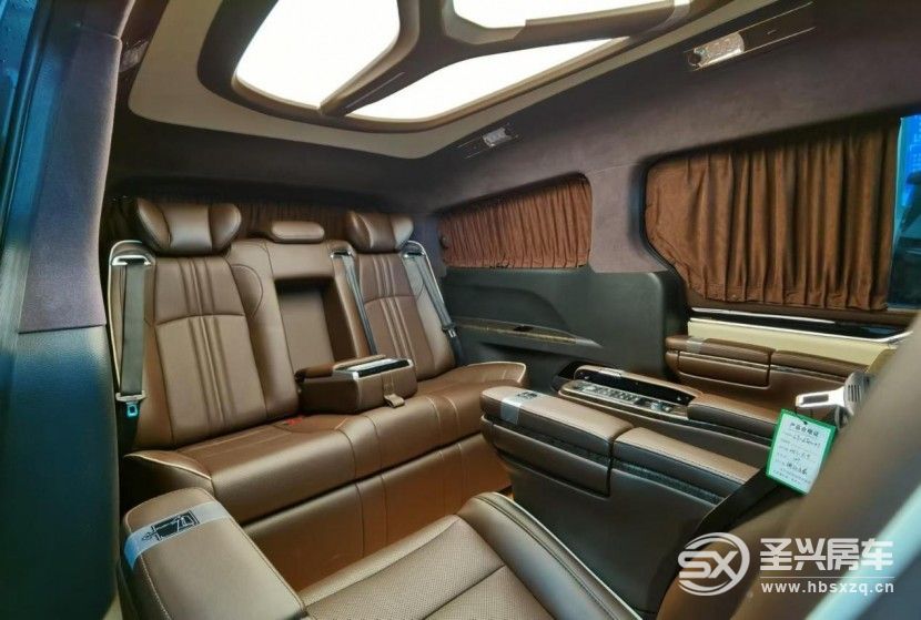 上汽大通MAXUSG20金騎士高頂商務車新勢力，騎士出征，金路恒通！ccaebccd4704327facda479309c7c592