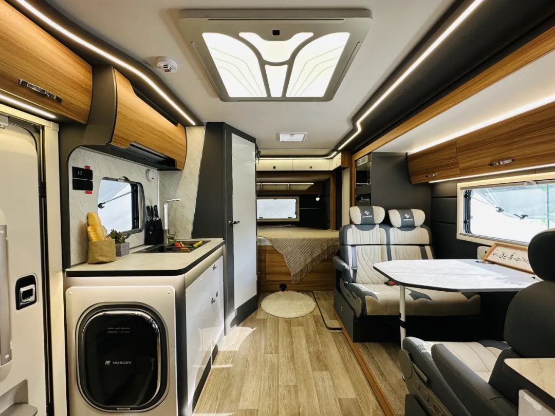 三室、滿配加大水電！能住下三代人的房車才是你需要的！-12.jpg