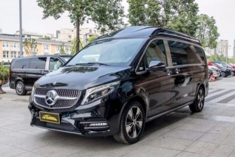 奔馳V260L商務(wù)車